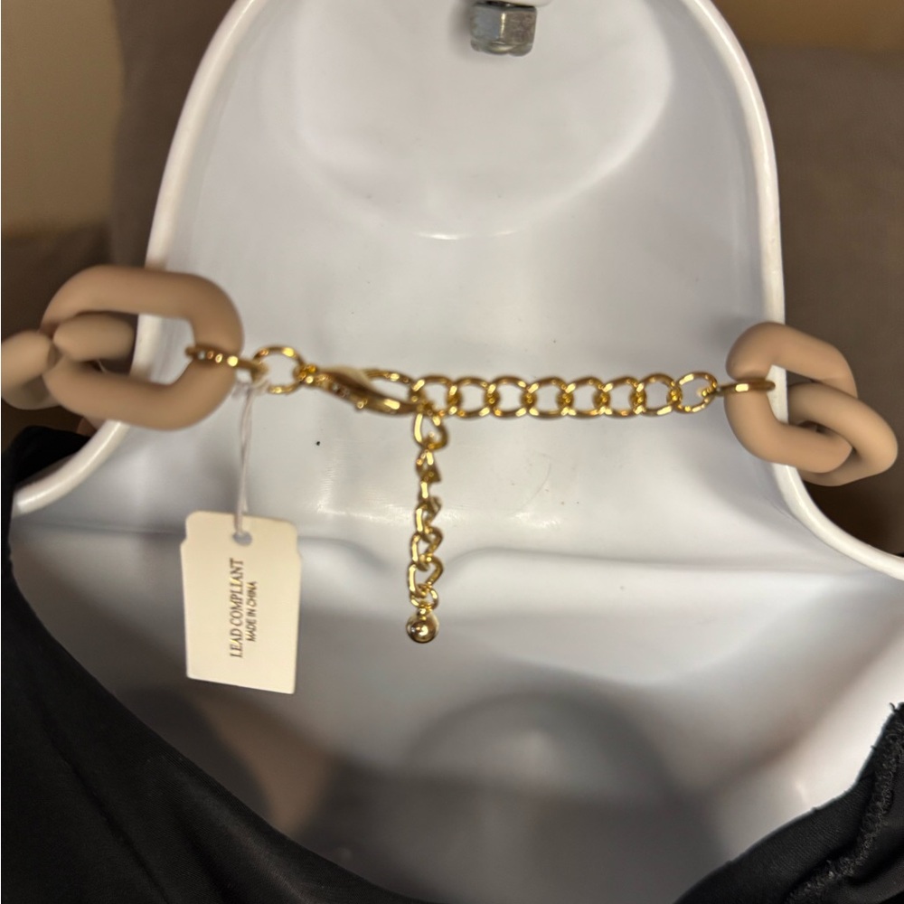 Beige Chunky Chain Necklace by Natasha NWT - Picture 4 of 7